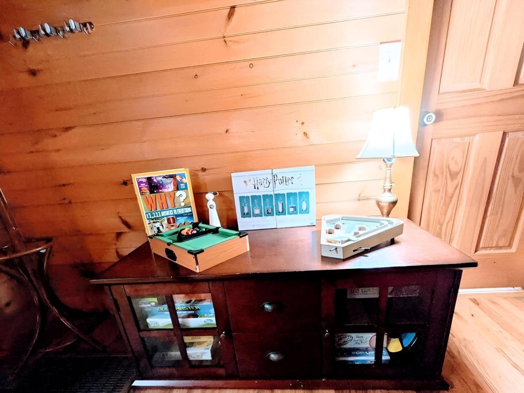 Prime Mountain Cabin - Near Galinburg Downtown 蓋特林堡 外观 照片